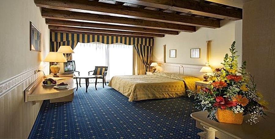Hotel Orologio فيرّارا المظهر الخارجي الصورة