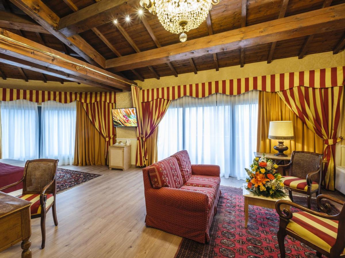 Hotel Orologio فيرّارا المظهر الخارجي الصورة