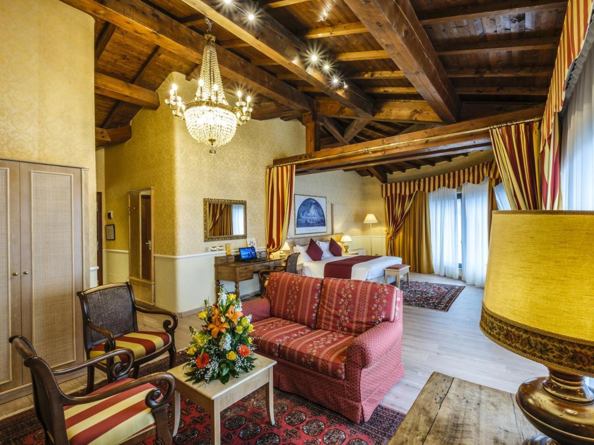 Hotel Orologio فيرّارا المظهر الخارجي الصورة